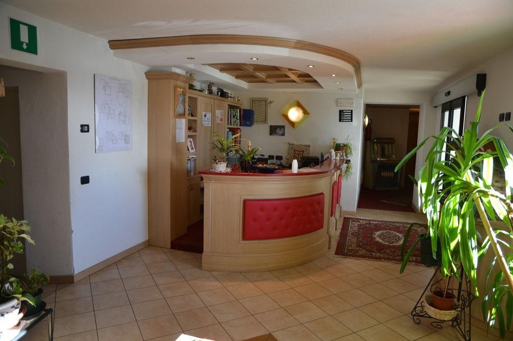 Hotel 2000 Livigno Exterior foto
